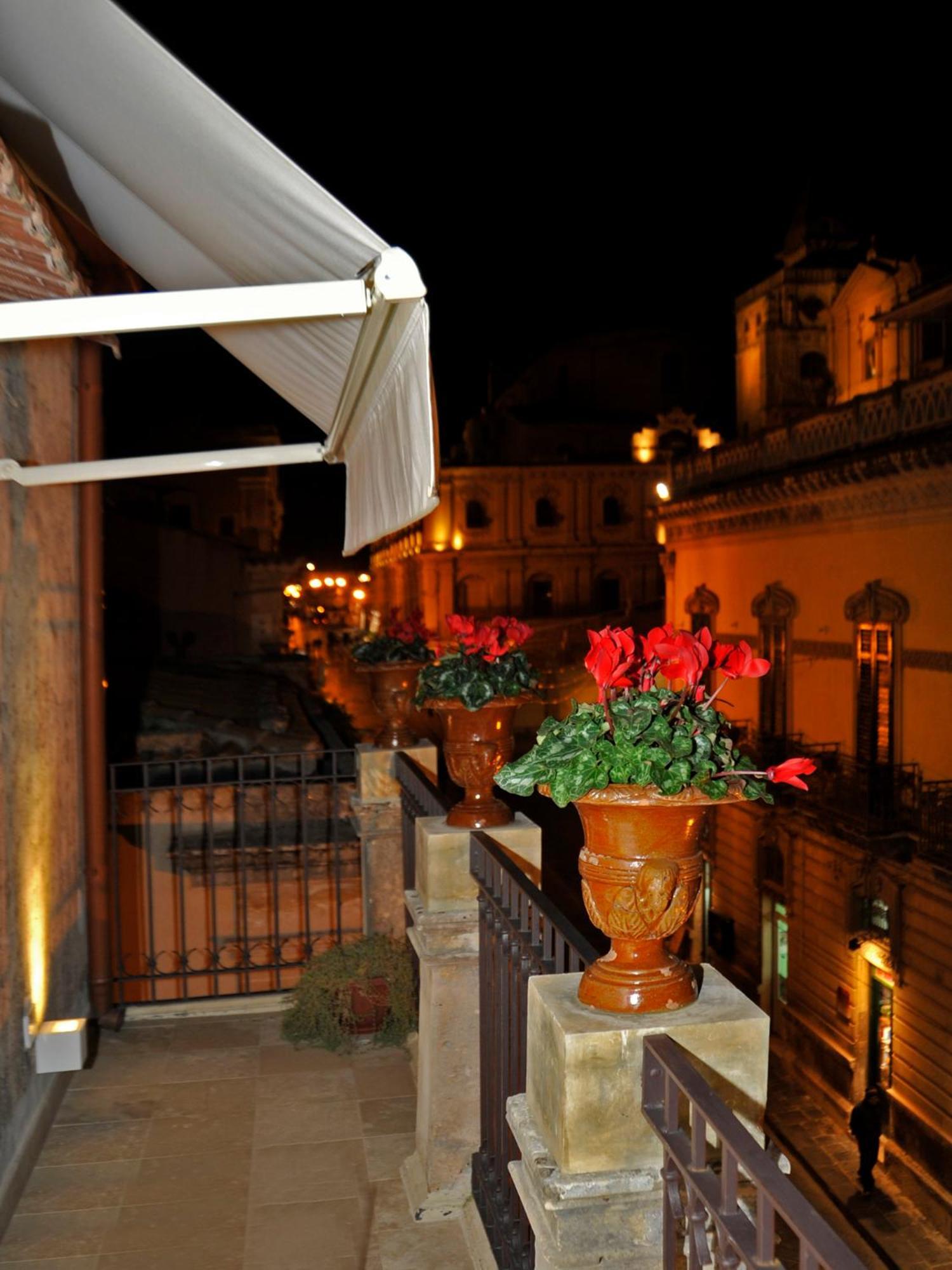 Hotel Porta Reale Noto Room photo